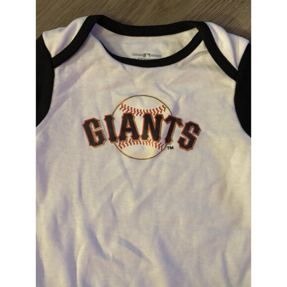 NWOT Baby unisex boy or Girl Giants baseball onesie 3/6 months - Picture 2 of 3